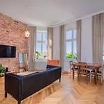 شقة Inpoint Royal Wawel View & Old Town Self Check-in