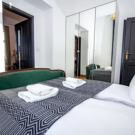 Inpoint Royal Wawel View & Old Town Self Check-in Apartament Kraków