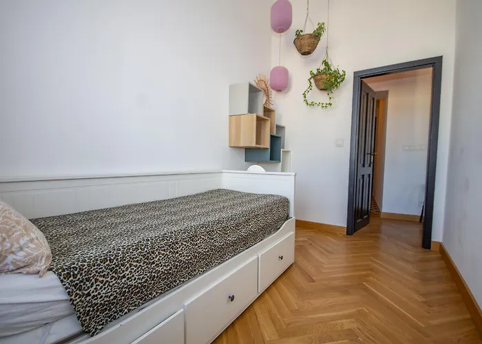 Inpoint Royal Wawel View & Old Town Self Check-in *