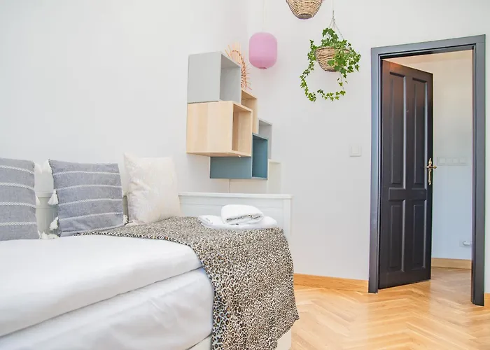 Inpoint Royal Wawel View & Old Town Self Check-in * Cracóvia