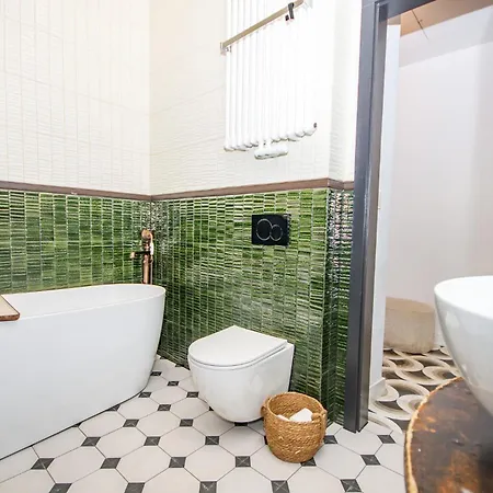 Inpoint Royal Wawel View & Old Town Self Check-in *