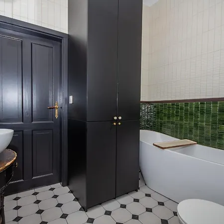 Inpoint Royal Wawel View & Old Town Self Check-in Διαμέρισμα *