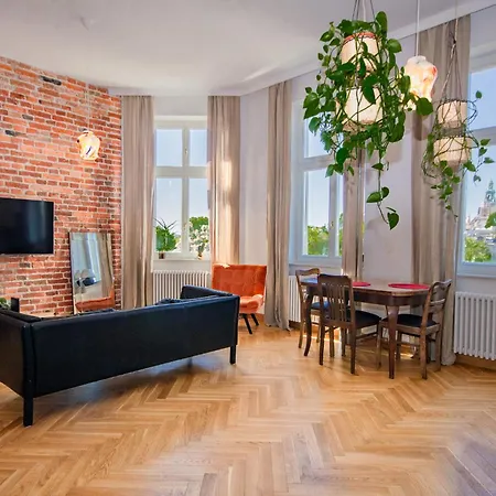 Inpoint Royal Wawel View & Old Town Self Check-in Appartamento Cracovia