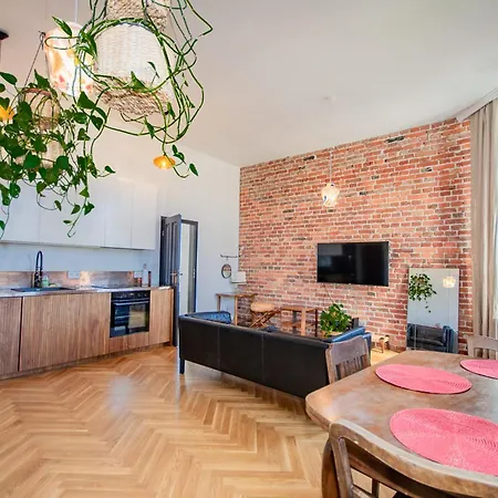 Inpoint Royal Wawel View & Old Town Self Check-in * Krasków