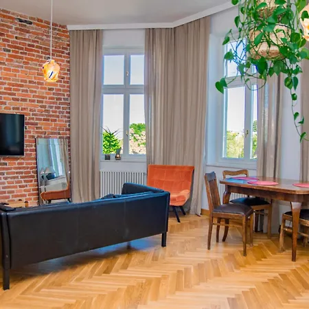 Inpoint Royal Wawel View & Old Town Self Check-in * Krasków